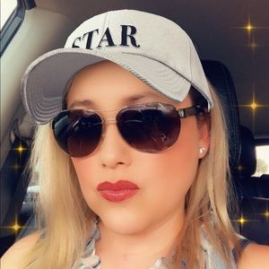 Meet your Posher, Ingrid